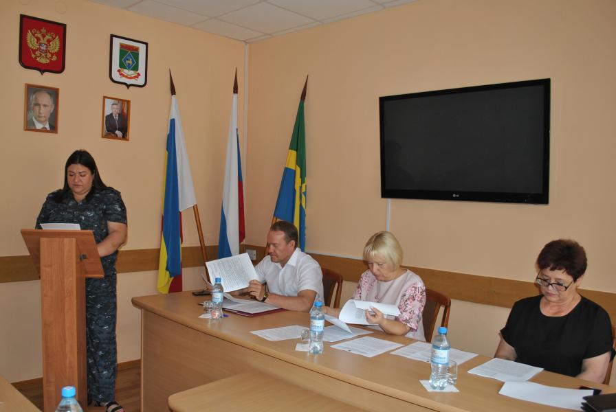 Работа постоянных комиссий Собрания депутатов