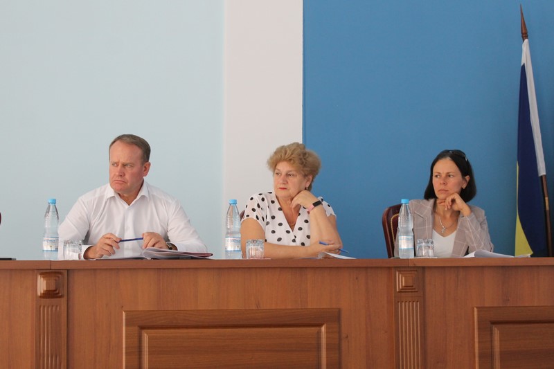 Сегодня прошли заседания постоянной комиссии Собрания депутатов по социальным вопросам и мандатной комиссии