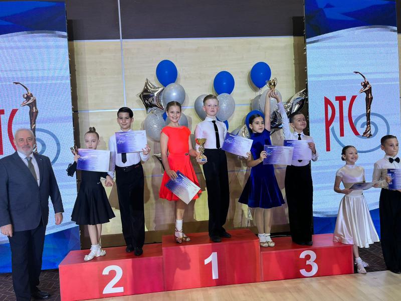 3 декабря в г. Ростов-на-Дону прошёл Рейтинговый Этап Кубка Российского Танцевального Союза, в котором было более 2 тысяч участий спортсменов из разных уголков России: г. Ростов-на-Дону, Ростовская область, г. Волгоград, г. Москва, Республика Крым, г. Сев