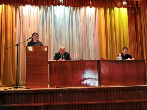 Жители Нижнепоповского сельского поселения задали интересующие вопросы членам  информационной группы Администрации района