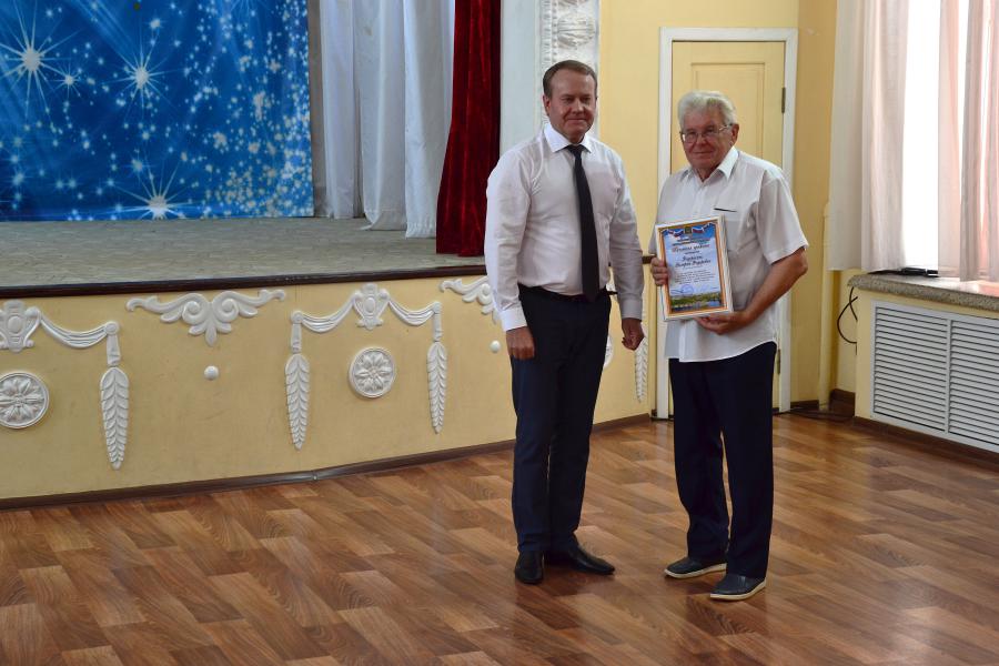 Председатель Собрания депутатов Сергей Харченко принял участие в праздновании Дня строителя