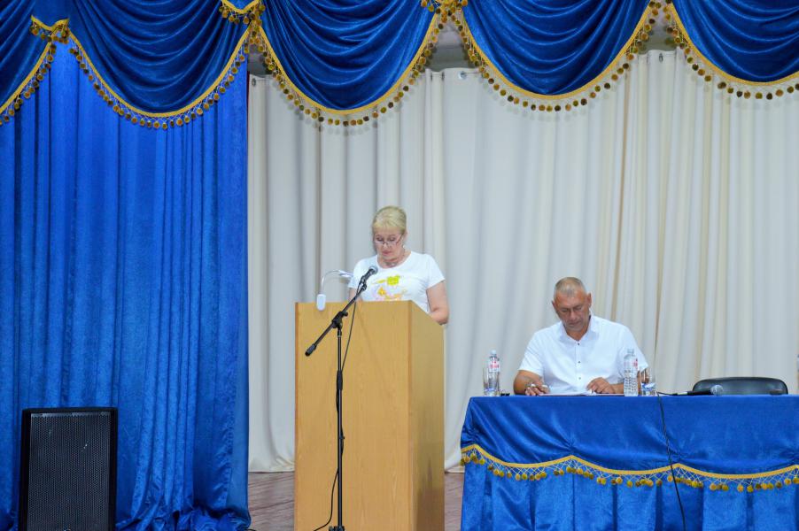 На встрече с жителями Грушево-Дубовского сельского поселения глава Администрации района подвела итоги работы за последние 5 лет 