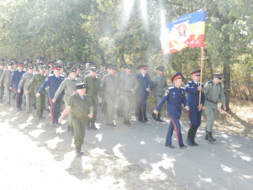 Состоялся строевой смотр казаков ЮКО «Усть-Белокалитвинский казачий юрт»