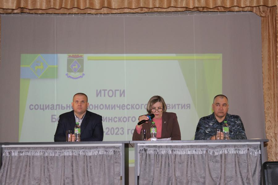Информационная группа Администрации Белокалитвинского района провела встречу с жителями Синегорского сельского поселения