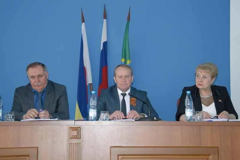 Депутаты заслушали ежегодный отчет главы Администрации района 