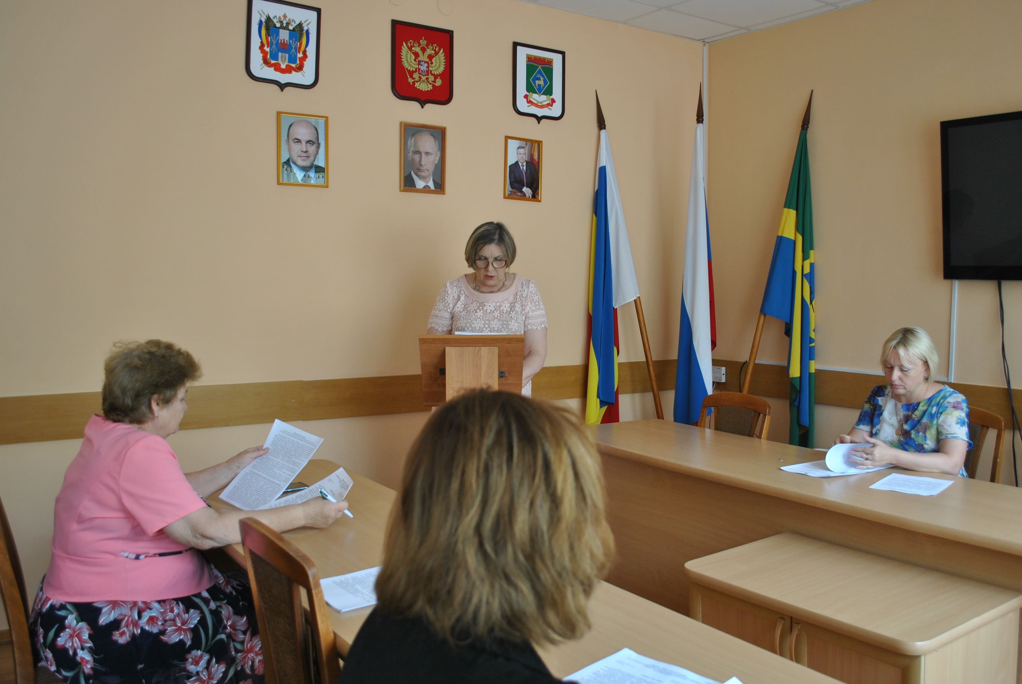 Работа постоянных комиссий Собрания депутатов