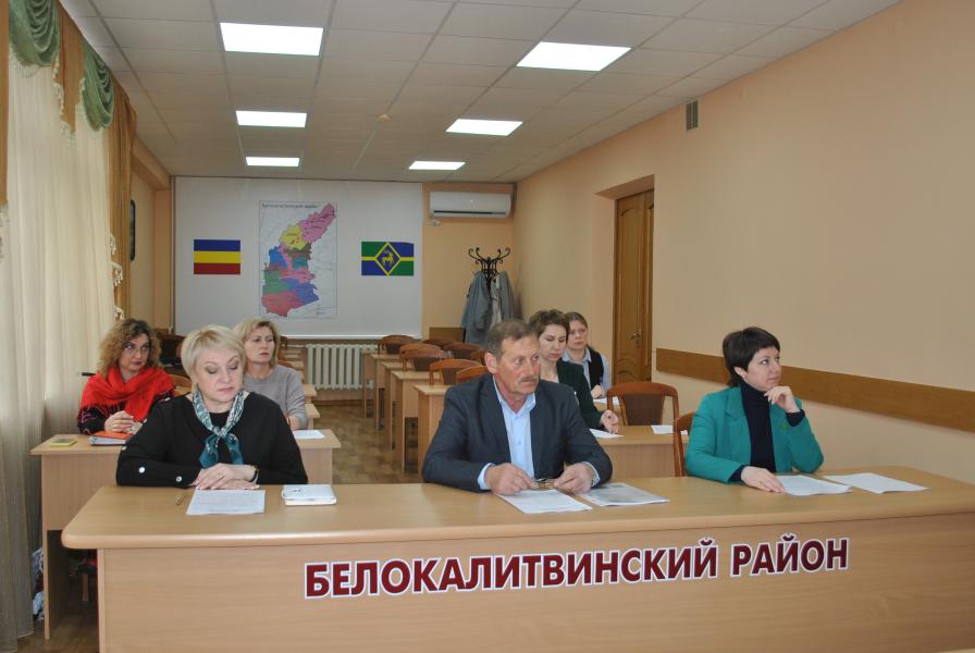 Сегодня прошли заседания постоянных комиссий Собрания депутатов по социальным вопросам и по жилищно-коммунальному хозяйству