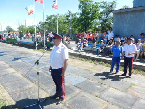 В п.Коксовый состоялся футбольный турнир на кубок атамана юртового казачьего общества «Усть-Белокалитвинский казачий юрт»