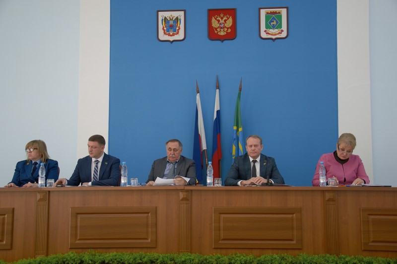 Председатель Собрания депутатов Белокалитвинского района выступил с отчетом о деятельности за 2021 год на очередном заседании, которое состоялось 26 мая