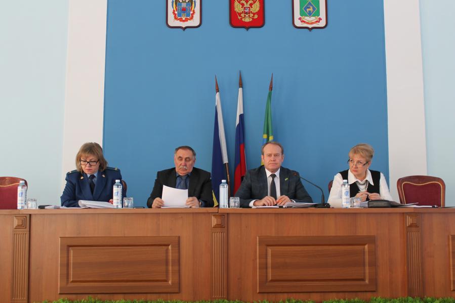 29 ноября состоялось очередное заседание Собрания депутатов Белокалитвинского района