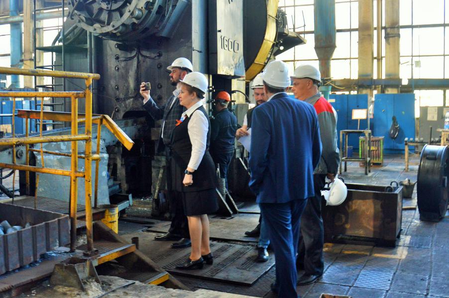 Белокалитвинский район с рабочим визитом посетил министр экономического развития Ростовской области Максим Папушенко