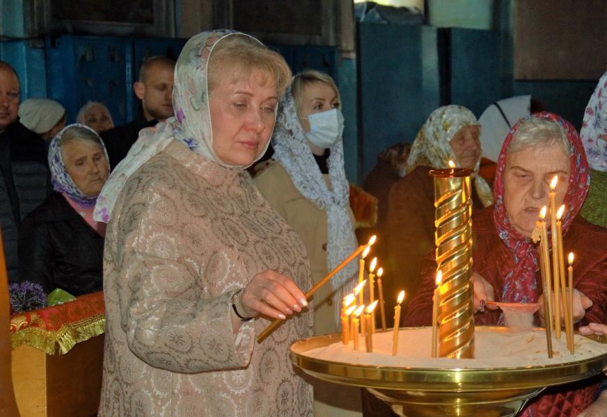 Ольга Мельникова вместе с белокалитвинцами приняла участие в праздничном богослужении в день памяти Николая Чудотворца